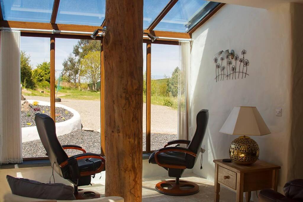 Ty-Hapus Cottage Jordanston 外观 照片